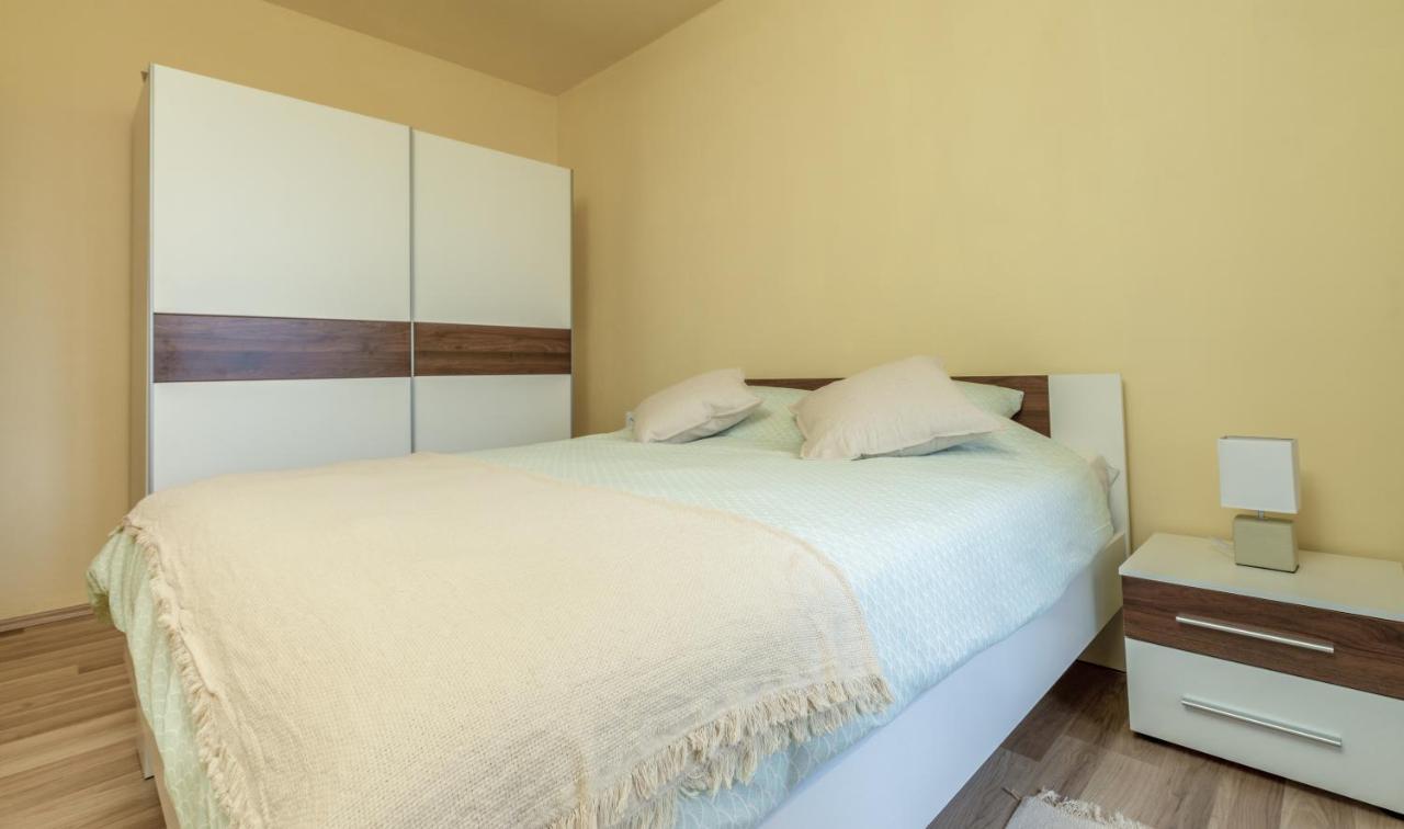 Visum Apartments 普拉 外观 照片